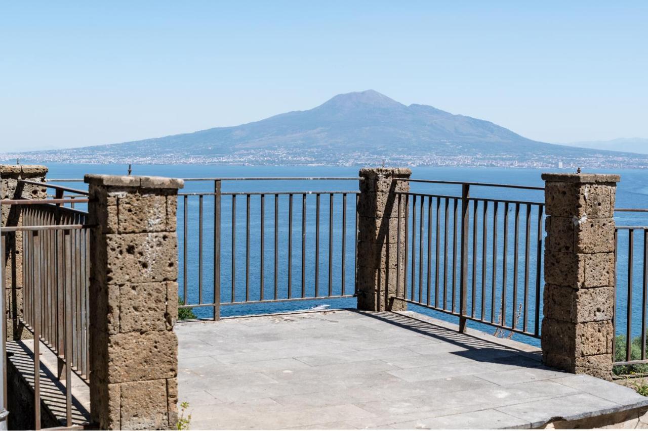 Casa Resilienza Vico Equense - 5 Min Dal Mare Apartment Exterior foto